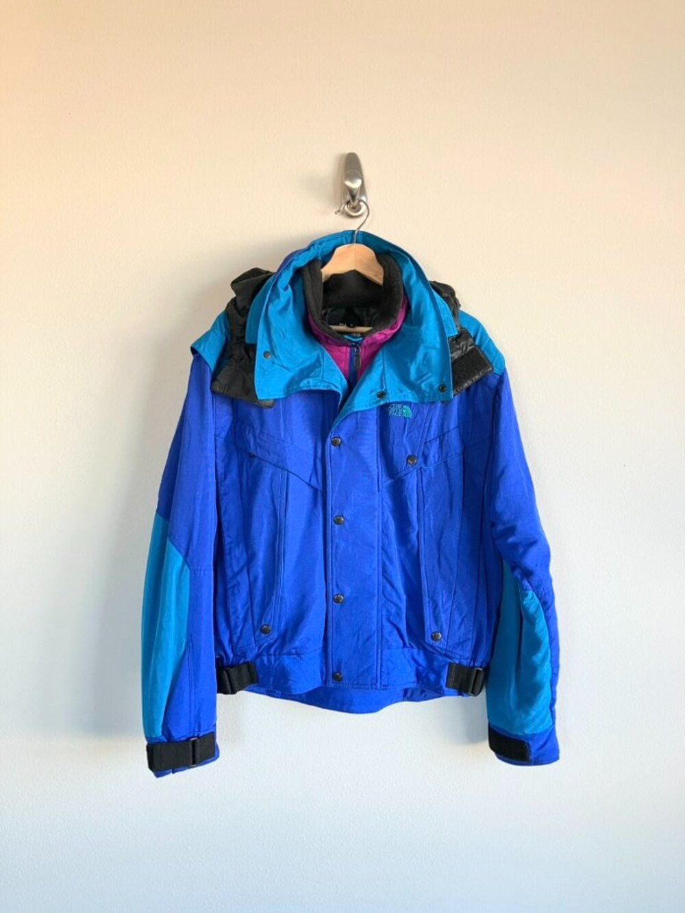 North Face Hyper x Gore Tex Blue, Purple, Light Blue Raincoat Jacket Size Medium